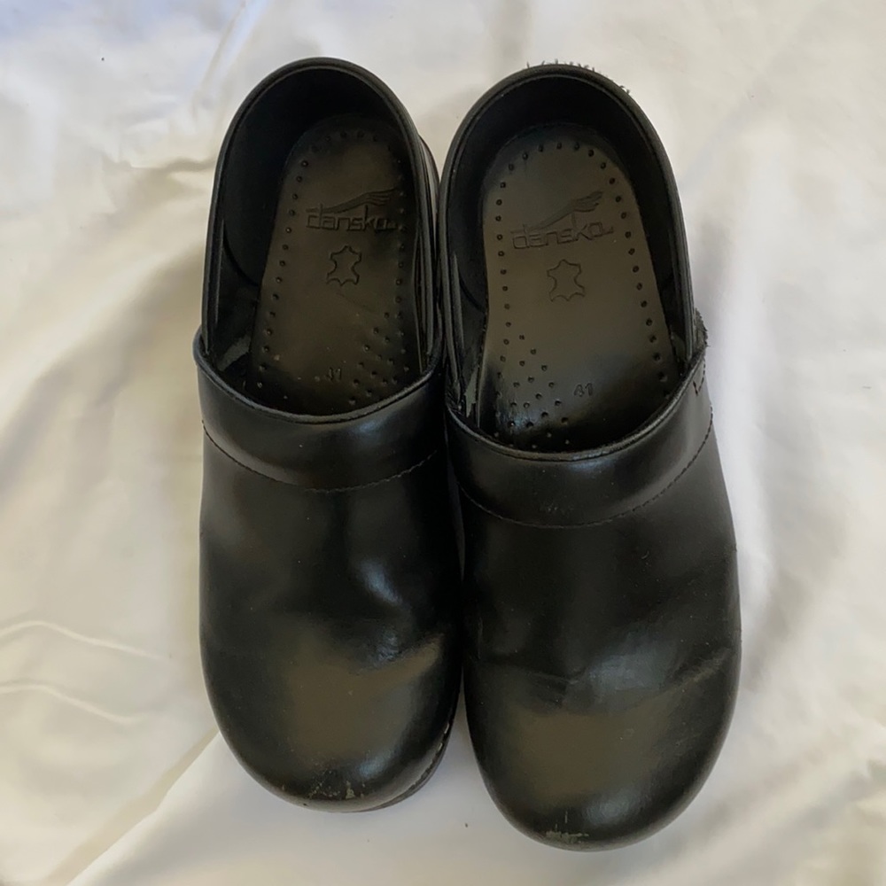 Black Dansko Clogs. Size 41